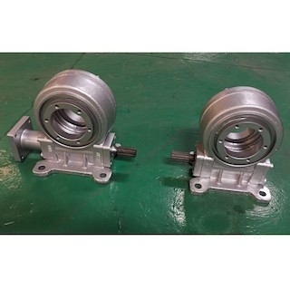 VE9 Double Enveloped Worm Gear Slew Drive 50Mn CSP صيانة مجانية